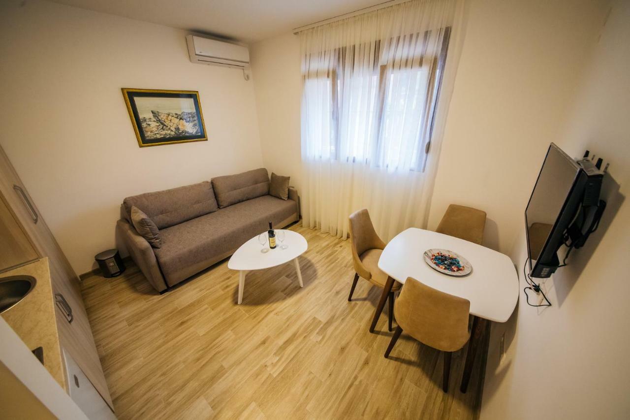 Apartments Vojislav 비르파자르 외부 사진